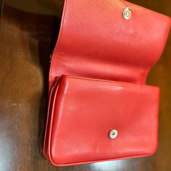 Prada Pattina Soft Calkskin and Saffiano leather, Mini Bag, Color Red - Picture 8 of 11